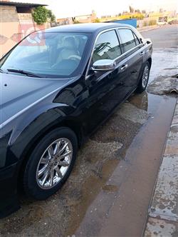 کرایسلەر 300